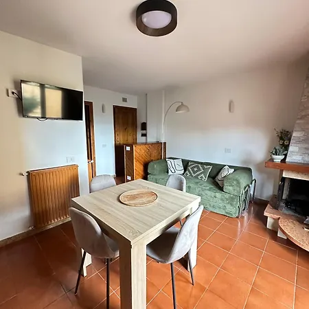 Il Rifugio Della Rocca Apartment *